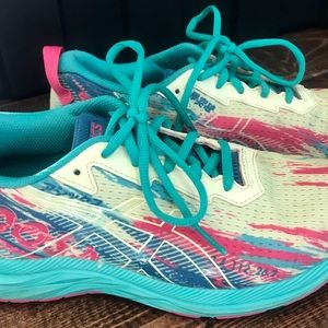 EUC Multicolor Big Kids Asics Gel-Noosa Athletic Shoes Girls Size 6.5